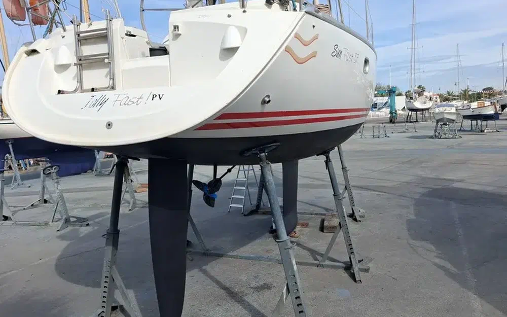 slider 1 Jeanneau Sun Fast 37
