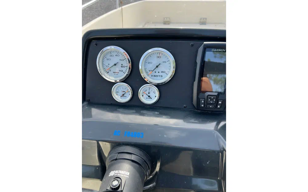 slider 6 Quicksilver Activ 555 Open