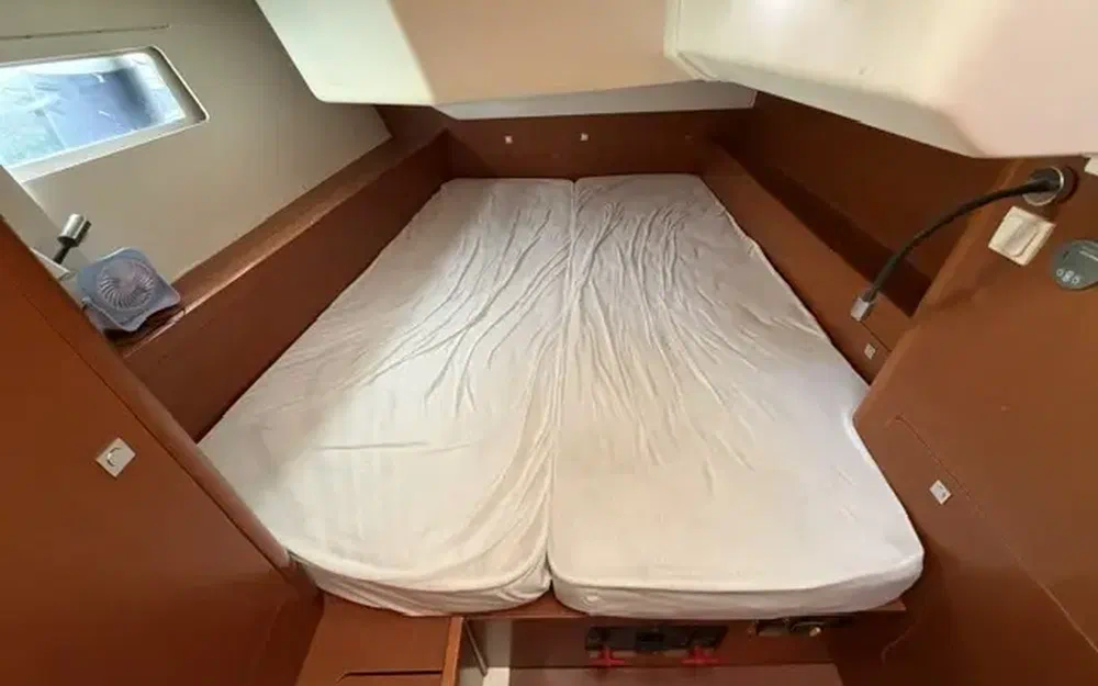 slider 15 Beneteau Oceanis 41