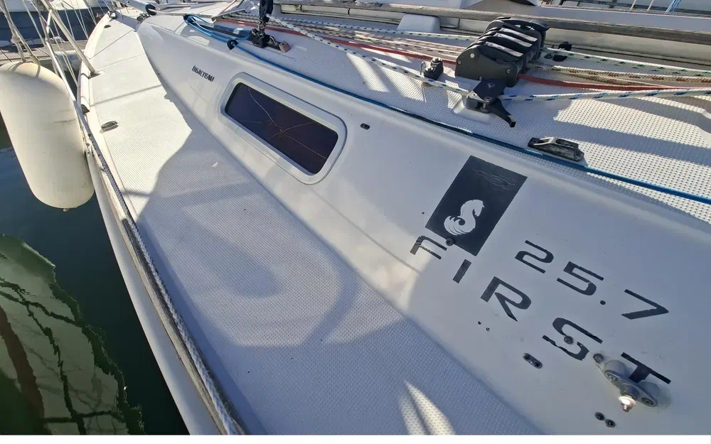 slider 8 Beneteau First 25.7 S