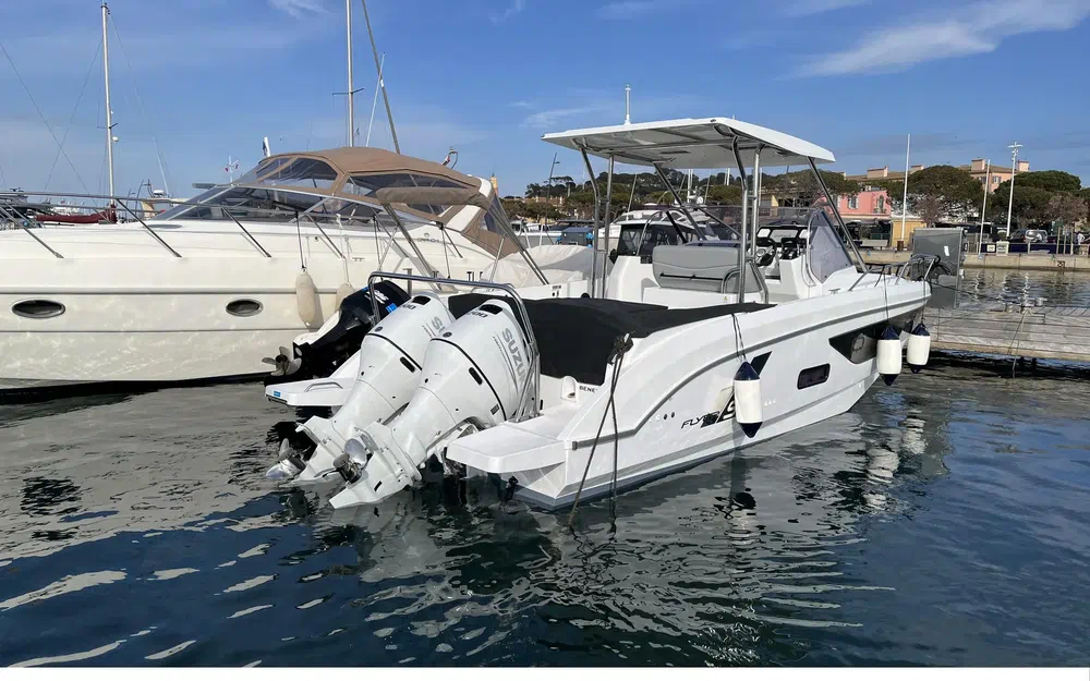 slider 1 Beneteau Flyer 9 sundeck