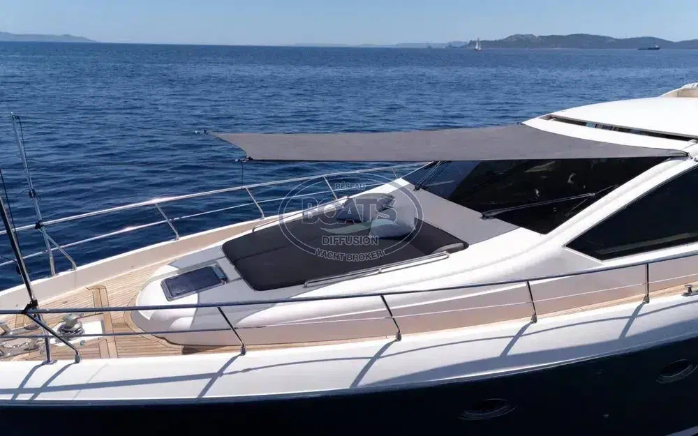 slider 3 Queens Yachts 62