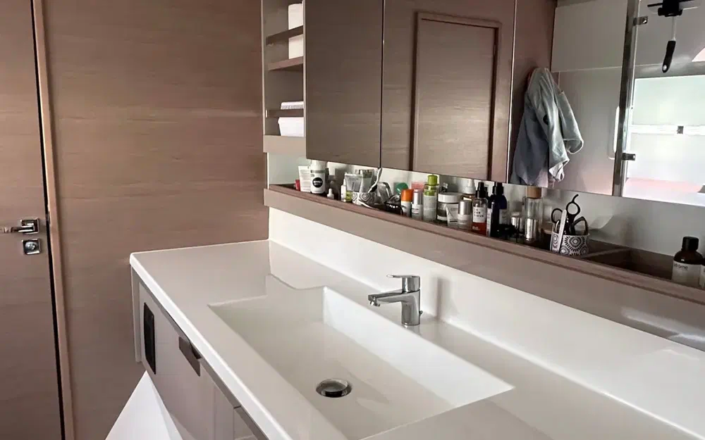 slider 15 Fountaine Pajot Aura 51