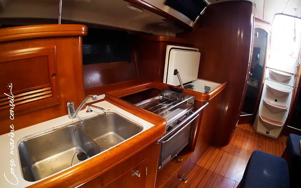 slider 8 Beneteau Oceanis 393 Clipper