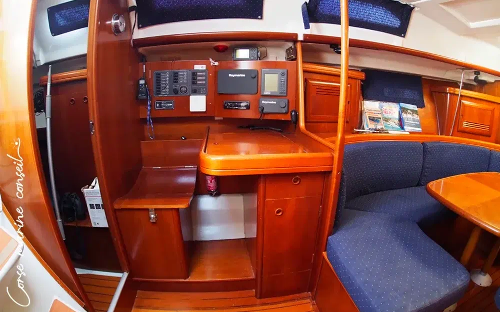 slider 9 Beneteau Oceanis 393 Clipper