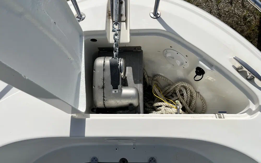 slider 6 Pacific Craft 670 Open