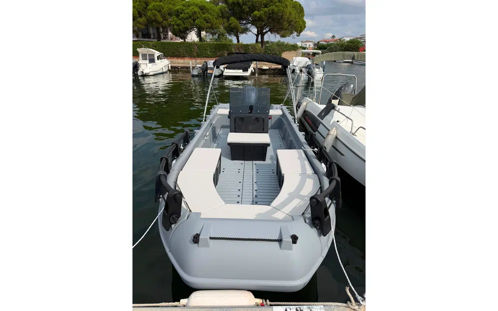 slider 1 Whaly 620R