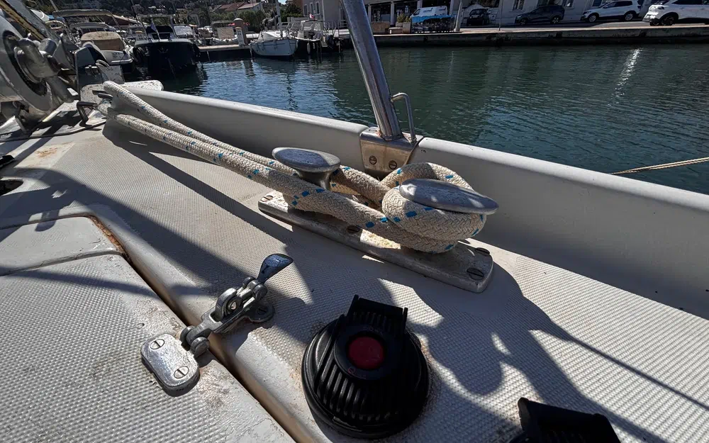 slider 20 Kirie Fifty 33