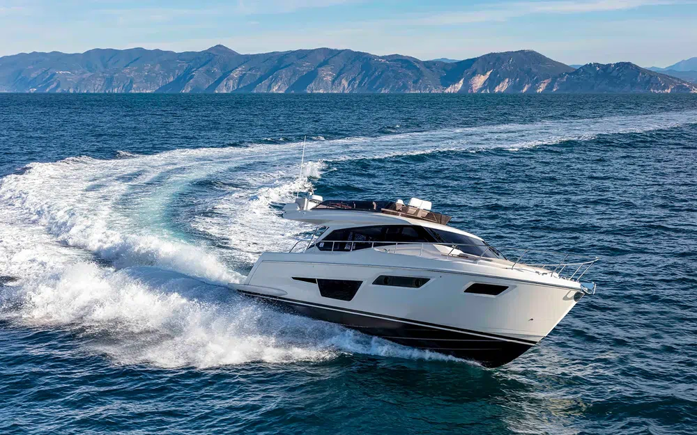 slider 3 Ferretti 500
