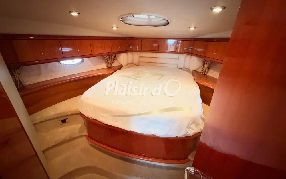 slider 18 Sunseeker Camargue 50