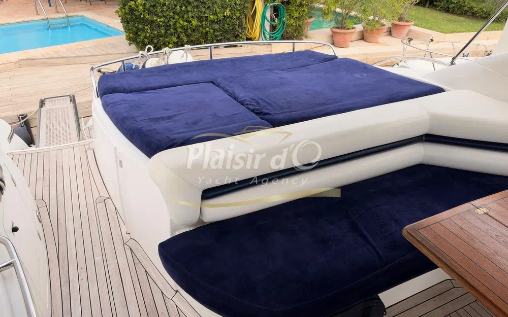 slider 15 Sunseeker Camargue 50