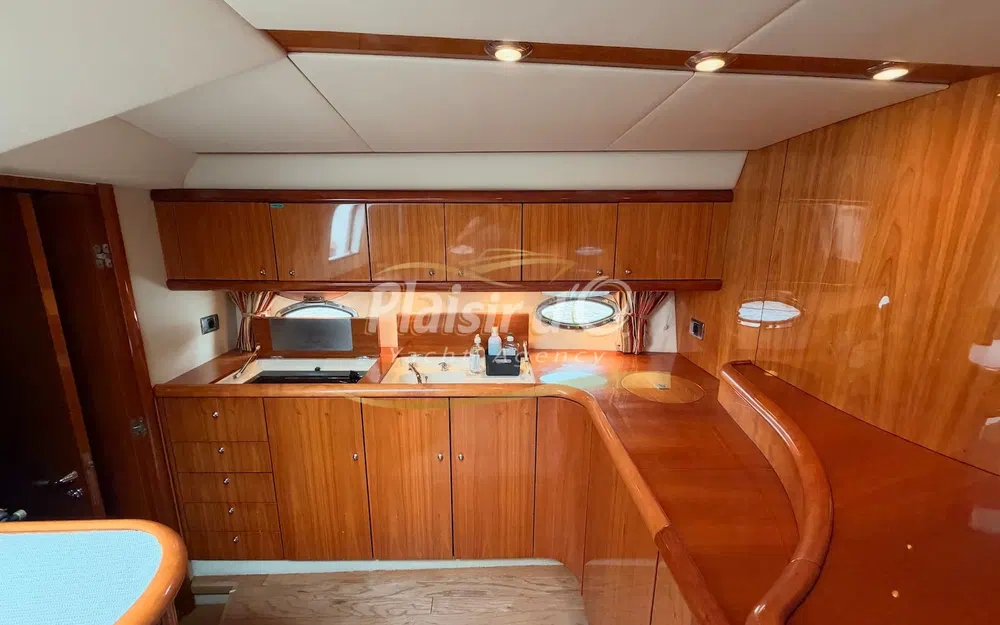 slider 28 Sunseeker Camargue 50
