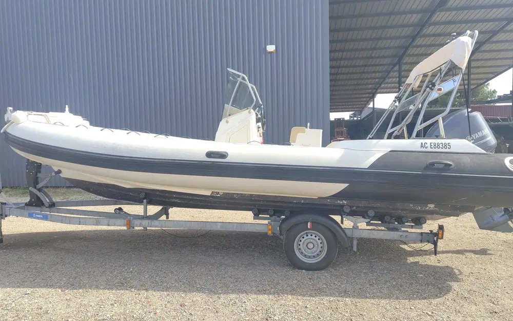 slider 0 Capelli Tempest 700 Sun