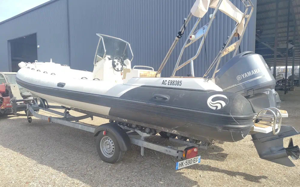 slider 1 Capelli Tempest 700 Sun