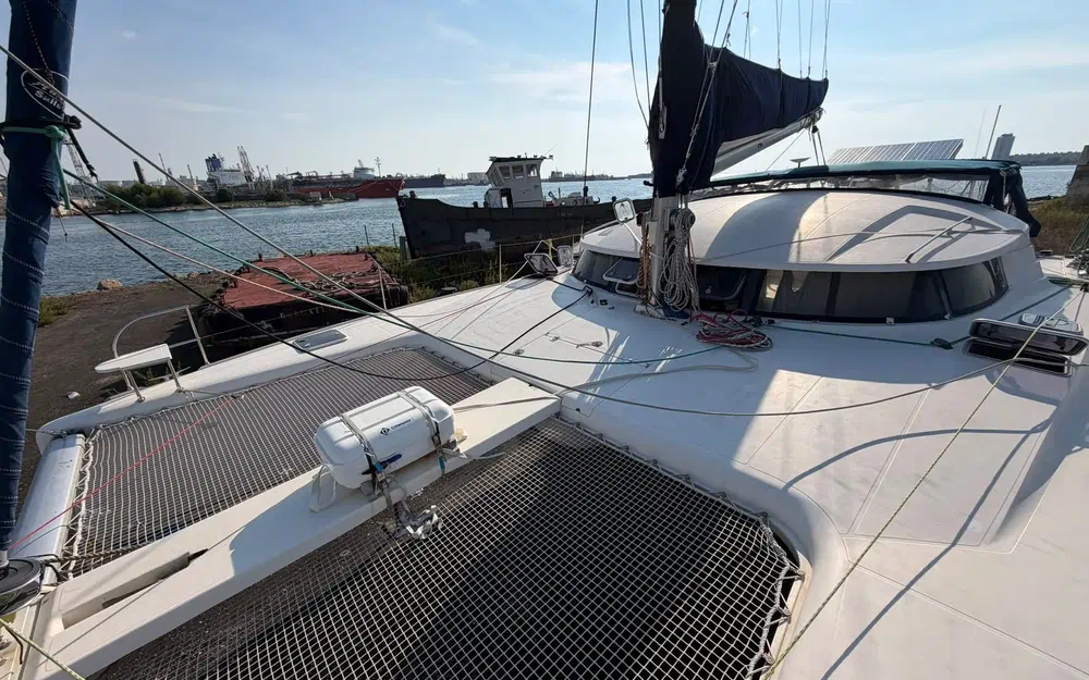 slider 13 Fountaine Pajot Venezia 42