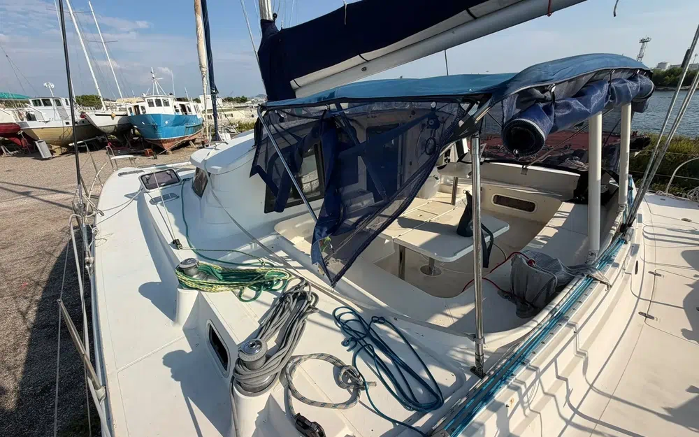 slider 15 Fountaine Pajot Venezia 42