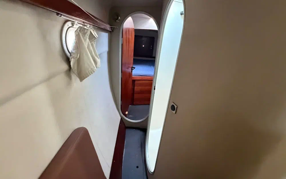 slider 27 Fountaine Pajot Venezia 42