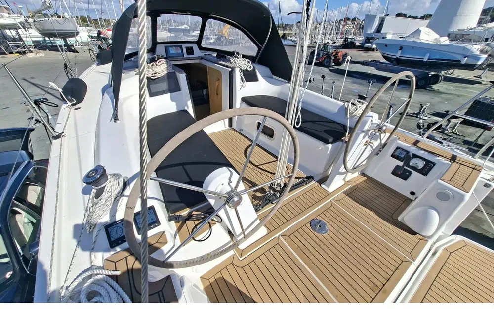 slider 2 Hanse 315