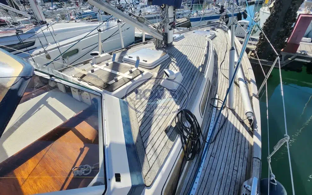 slider 13 Hallberg Rassy 36