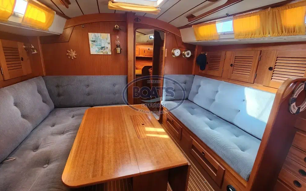 slider 7 Hallberg Rassy 36