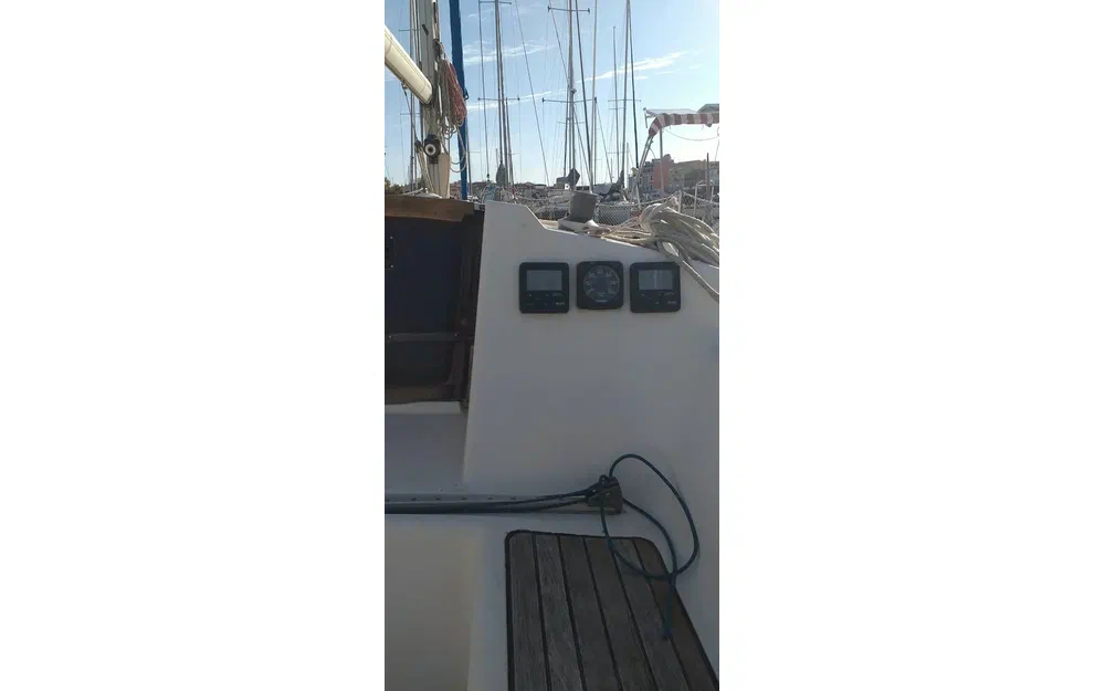 slider 12 Jeanneau Sun Light 30