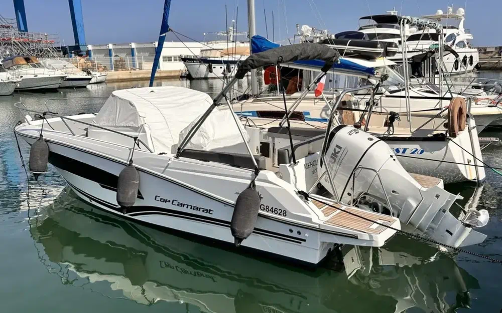 slider 1 Jeanneau Cap Camarat 7.5 WA Serie 3