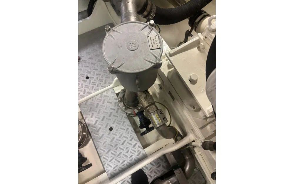 slider 40 Couach 2200 FLY