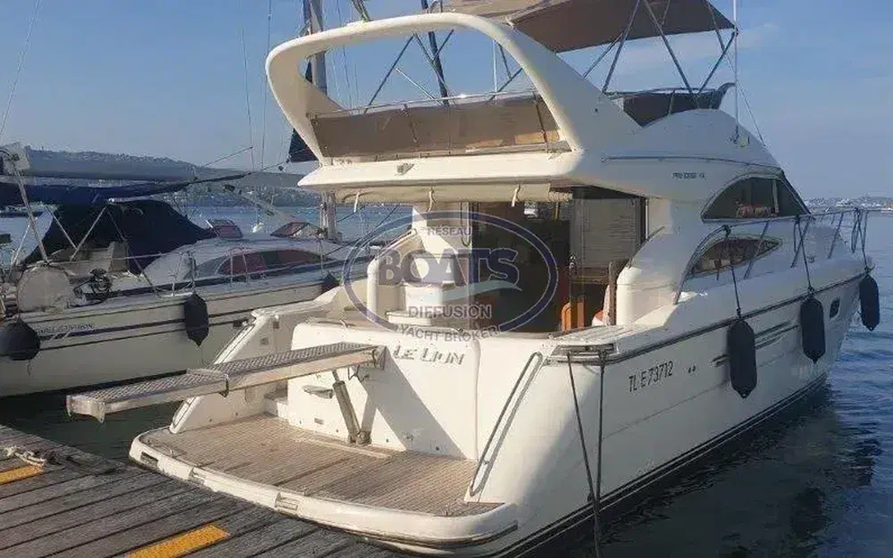 slider 14 Princess 45 Fly