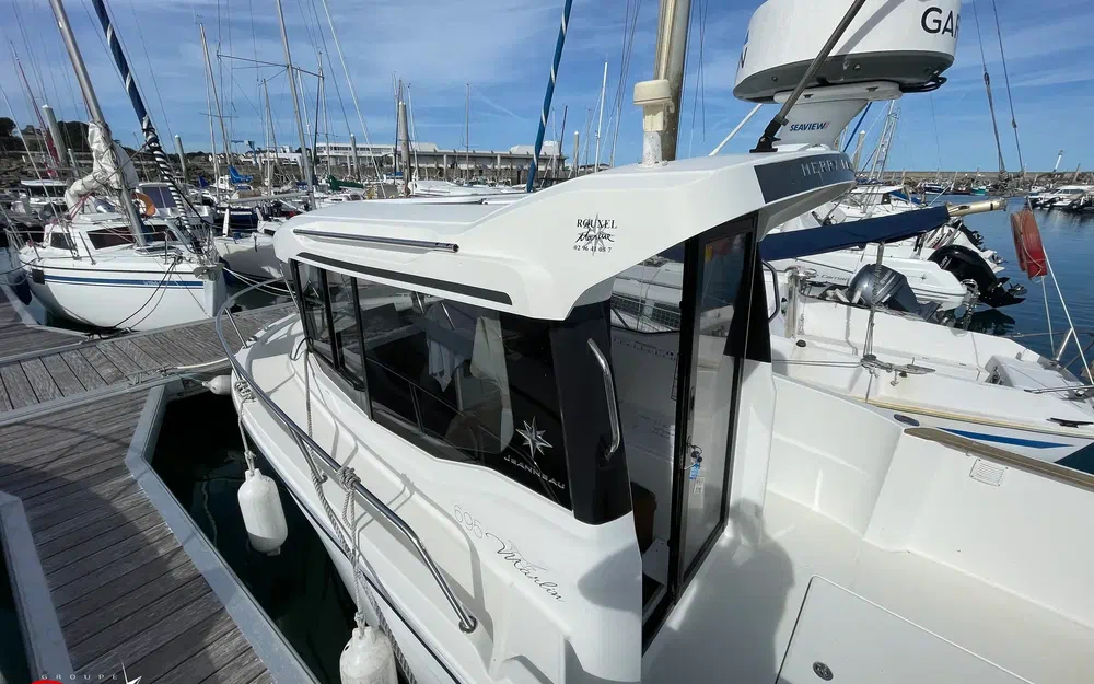 slider 12 Jeanneau Merry Fisher 695 Marlin