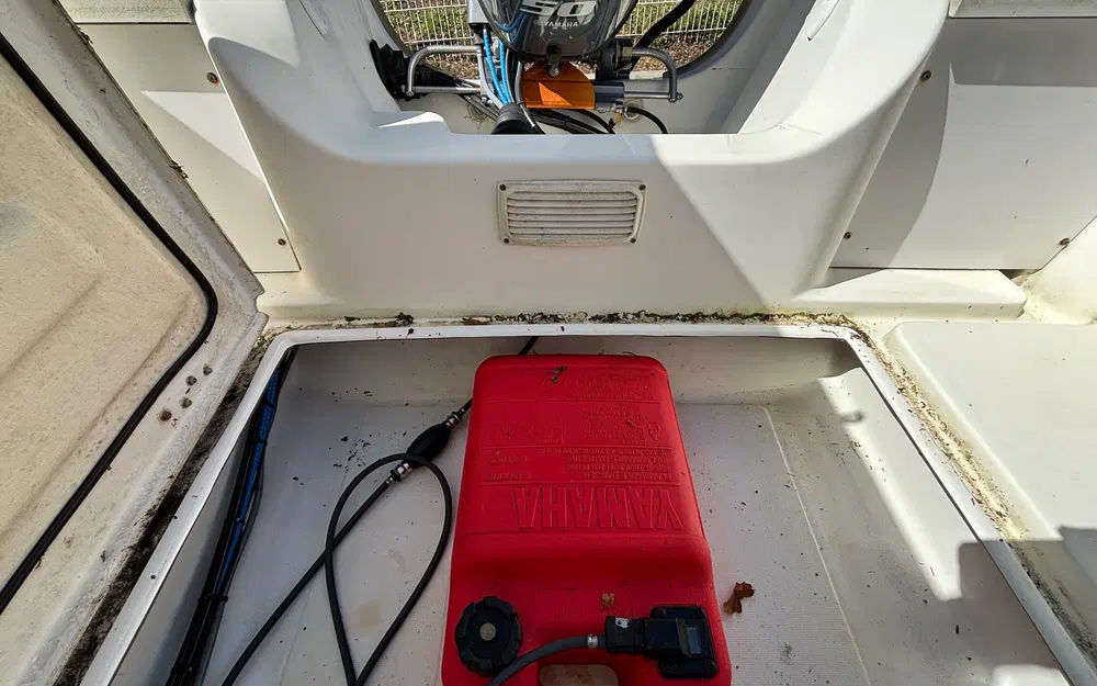 slider 10 Beneteau Antares 500 Calanque