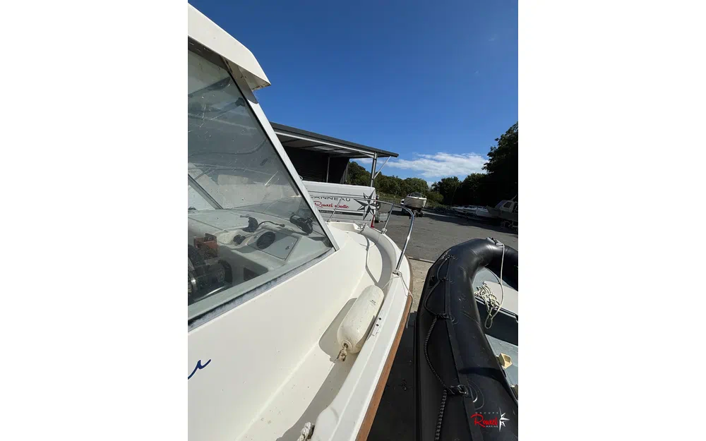slider 15 Beneteau Antares 500 Calanque
