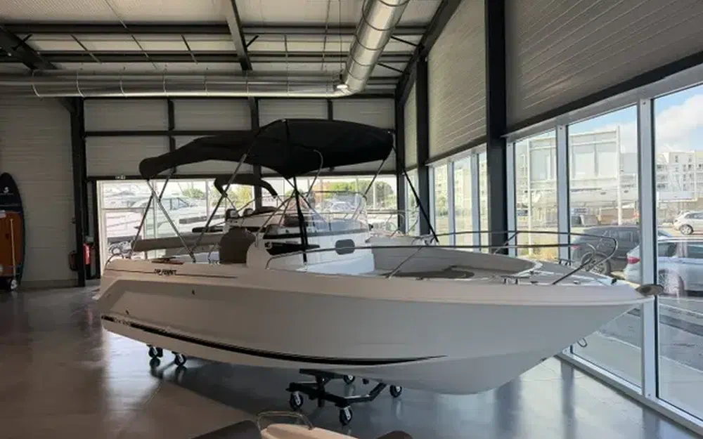 slider 0 B2 Marine 652 Open