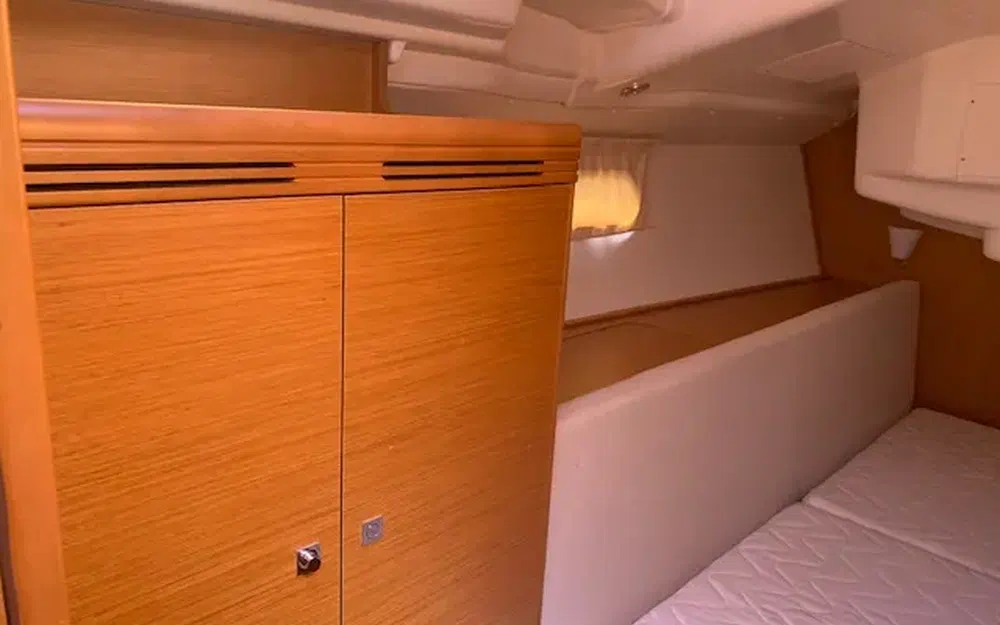 slider 17 Jeanneau Sun Odyssey 39 DS