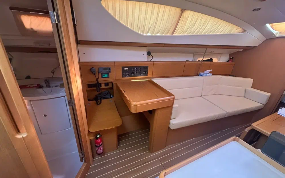 slider 18 Jeanneau Sun Odyssey 39 DS