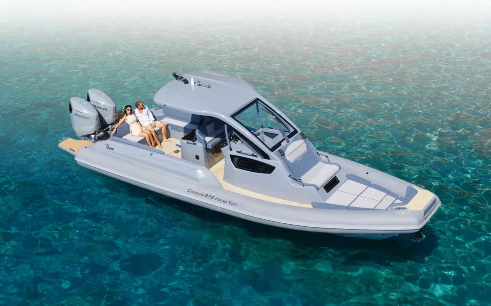 slider 1 Ranieri Cayman