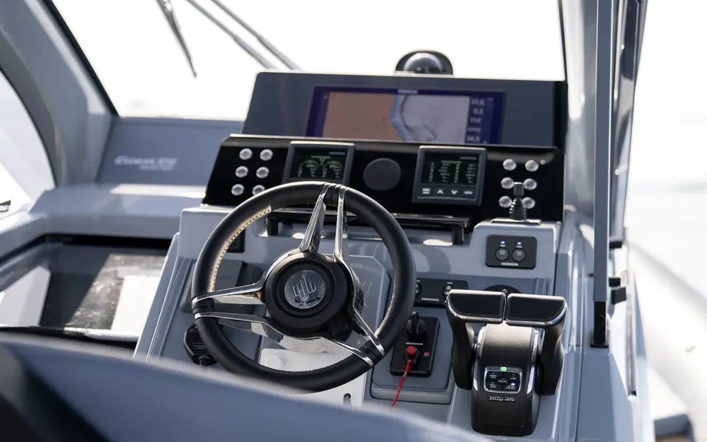 slider 3 Ranieri Cayman