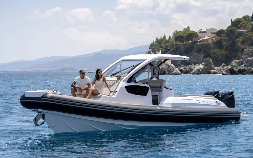 slider 2 Ranieri Cayman