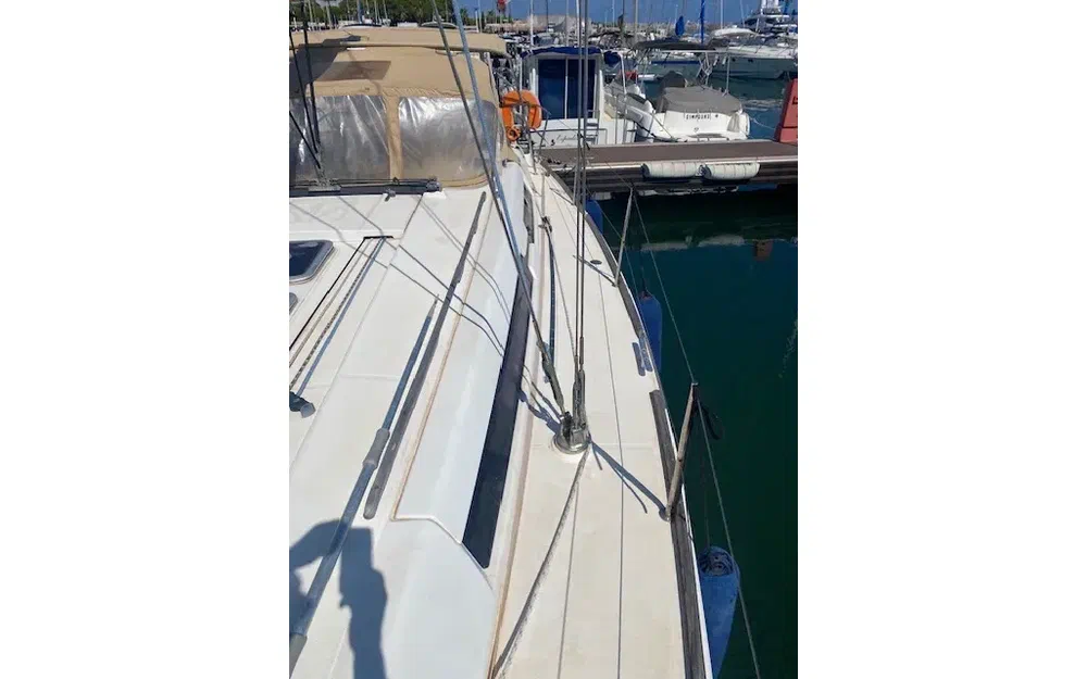 slider 10 Dufour 405