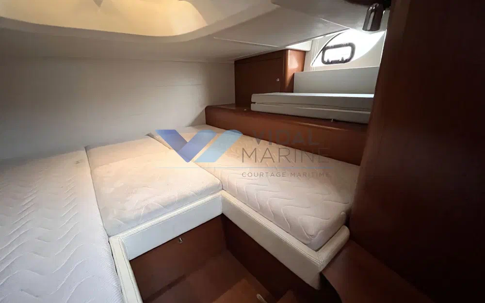 slider 7 Beneteau Gran Turismo 38