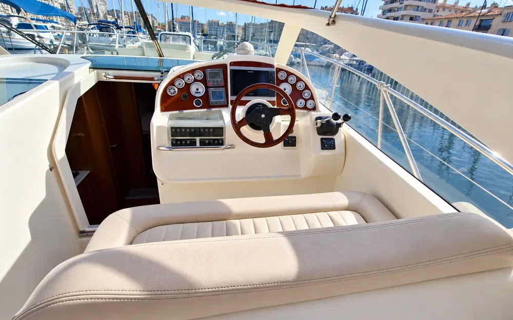 slider 6 Jeanneau Prestige 34 Open