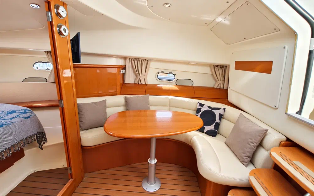 slider 17 Jeanneau Prestige 34 Open