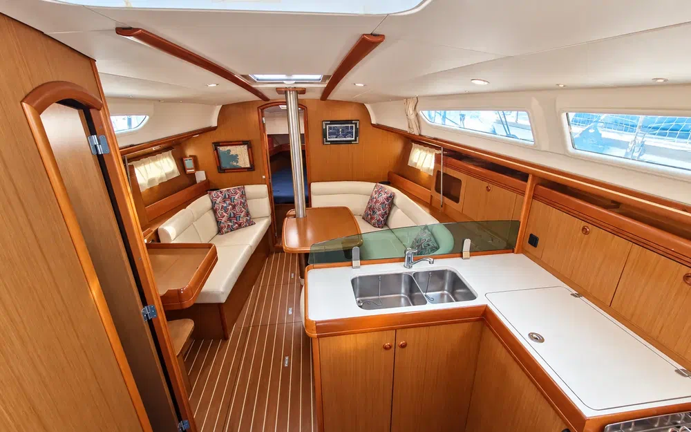 slider 11 Jeanneau Sun Odyssey 36 i