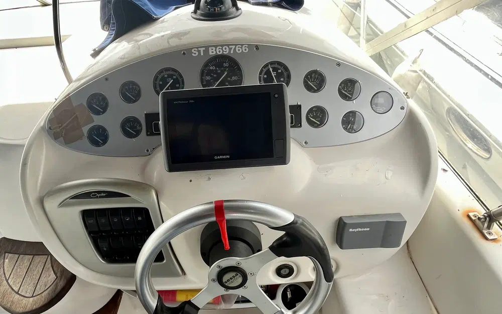 slider 10 Sessa Marine Oyster 30