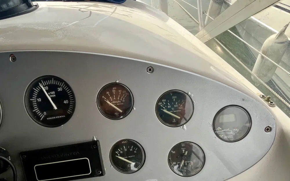 slider 13 Sessa Marine Oyster 30