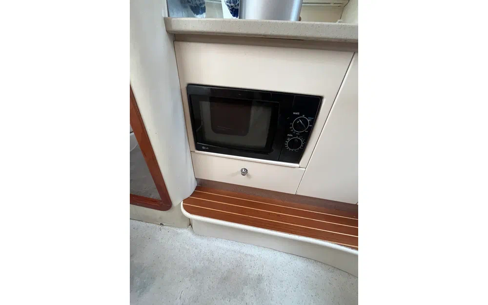 slider 28 Sessa Marine Oyster 30