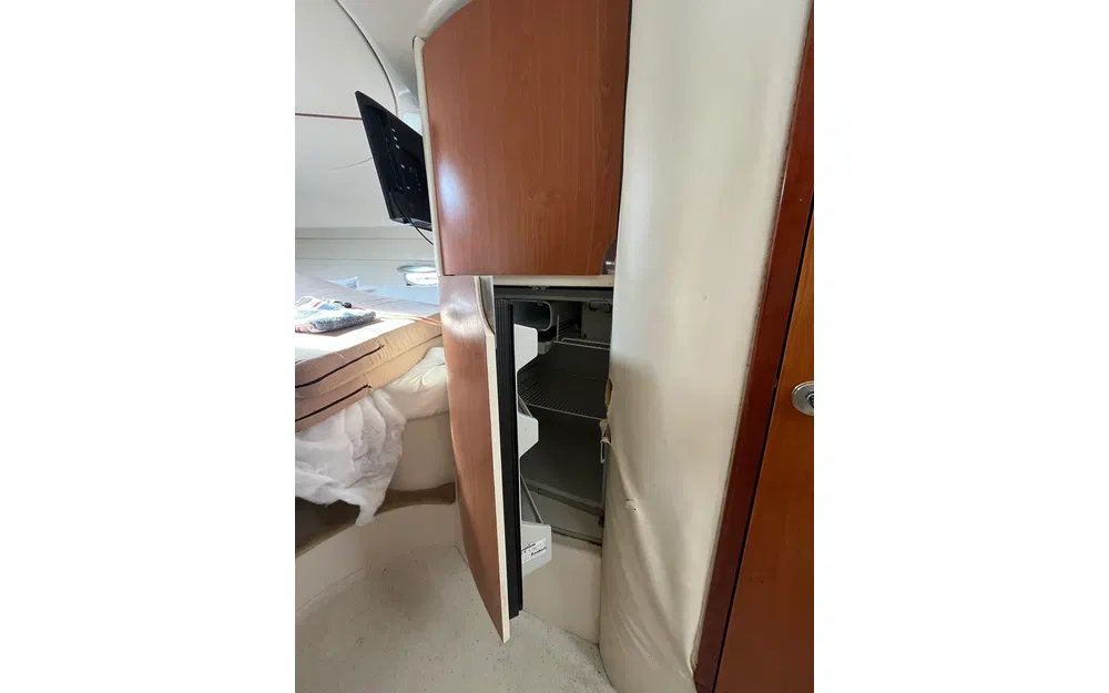 slider 29 Sessa Marine Oyster 30