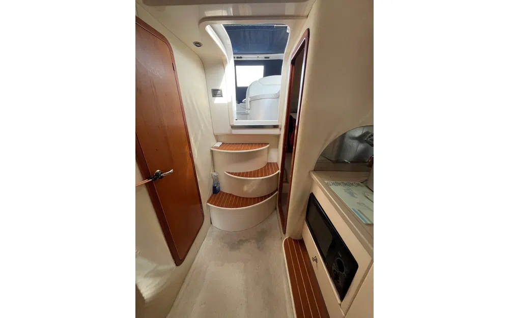 slider 30 Sessa Marine Oyster 30