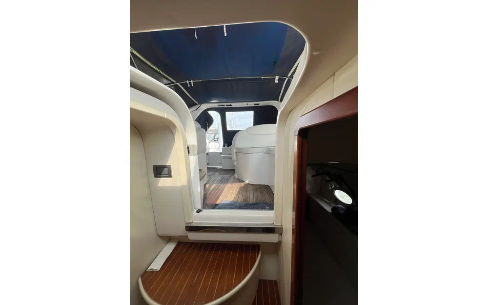 slider 36 Sessa Marine Oyster 30