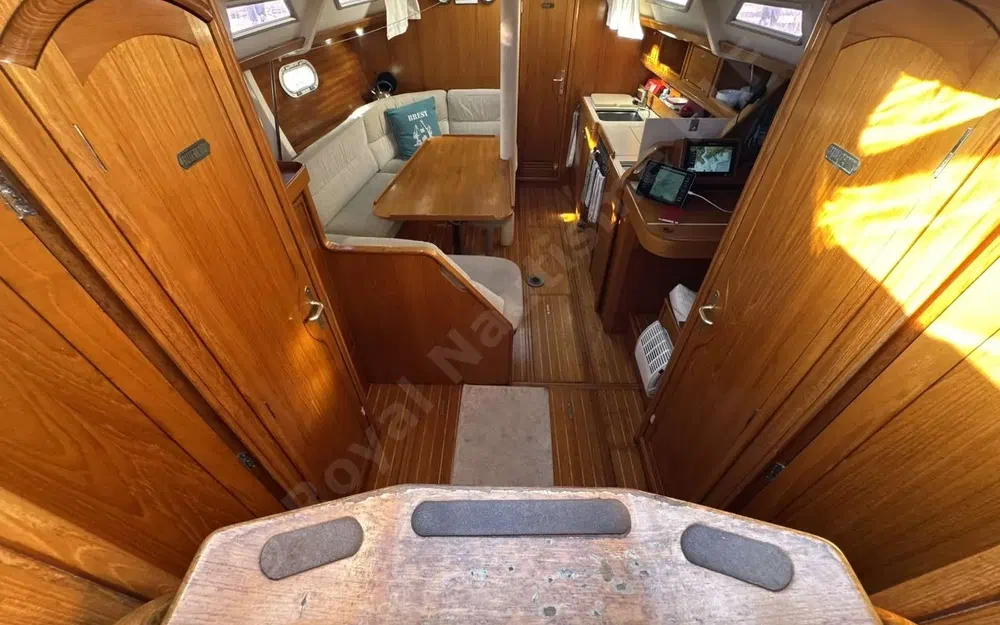 slider 12 Jeanneau Sun Odyssey 39