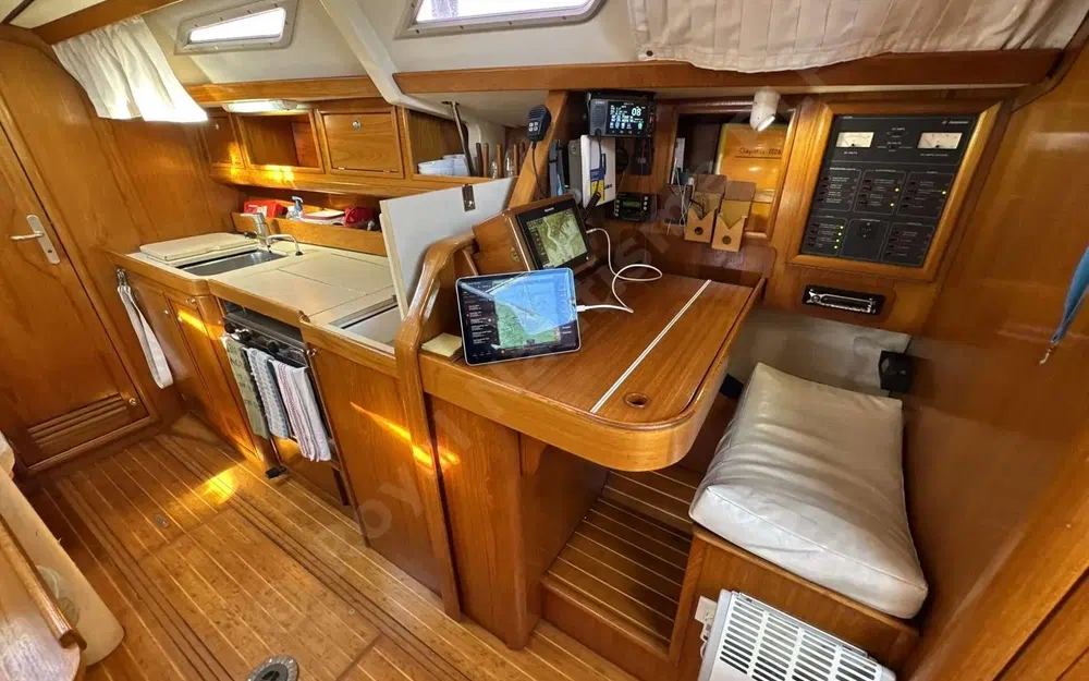 slider 16 Jeanneau Sun Odyssey 39
